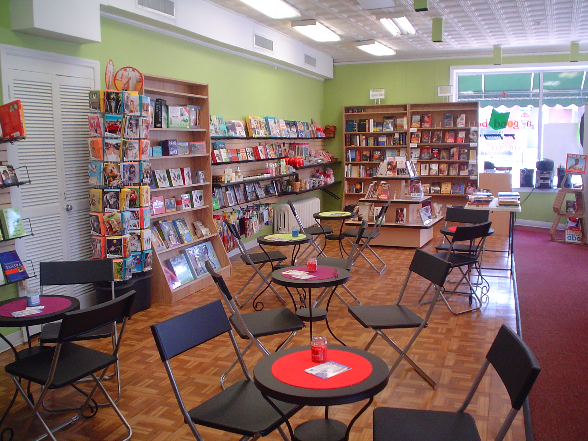 Inside view of A Good Book store
